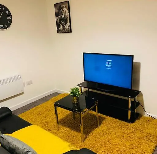 City Blessed Apartment 1 With Free Parking